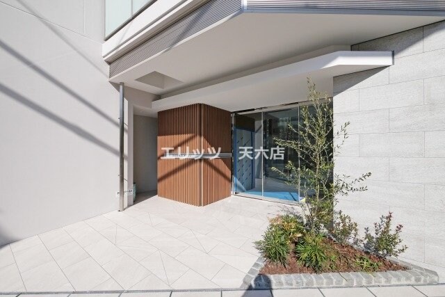 シーズンフラッツ梅田EASTの物件内観写真