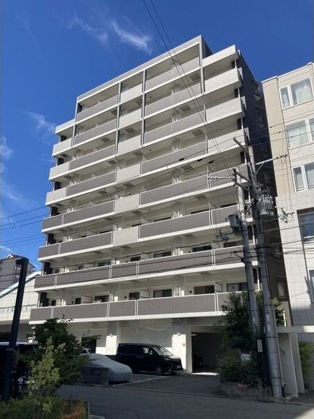 レジュールアッシュ江坂の物件外観写真