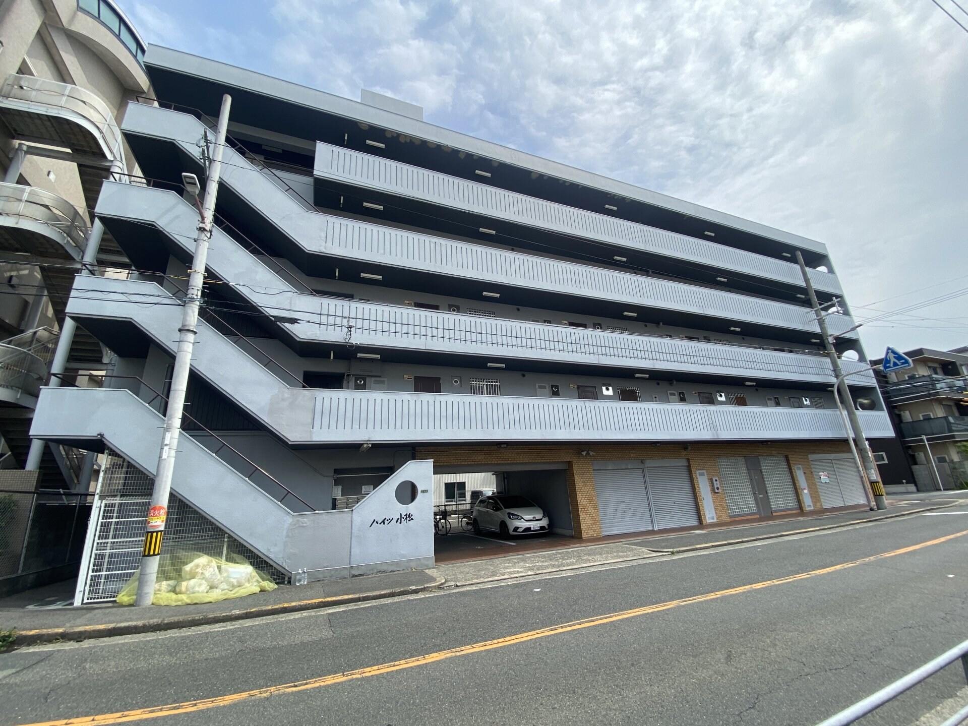 ハイツ小松の物件外観写真