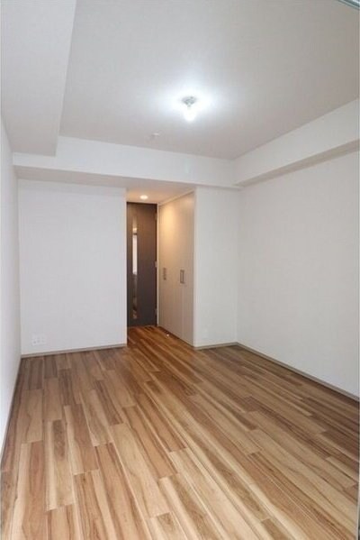 コンフォリア・リヴ新大阪Qの物件内観写真