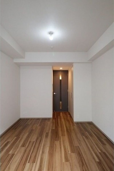 コンフォリア・リヴ新大阪Qの物件内観写真