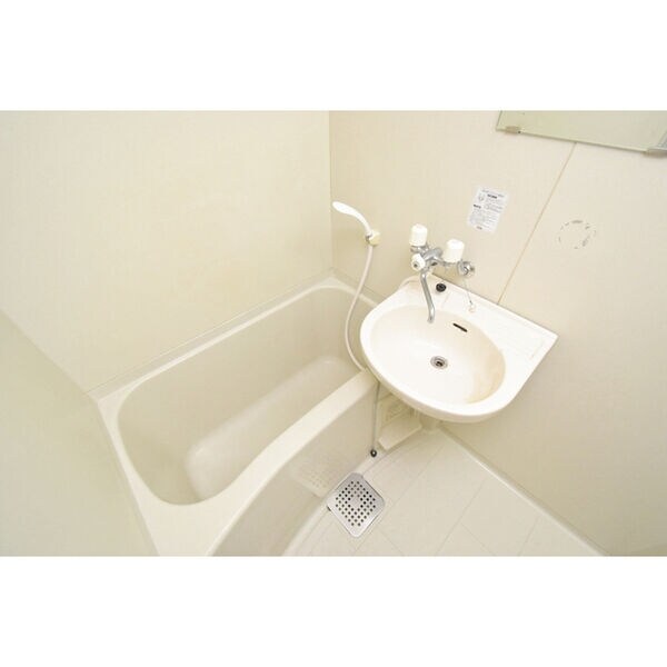 ヴィラプレフェールIIB棟の物件内観写真