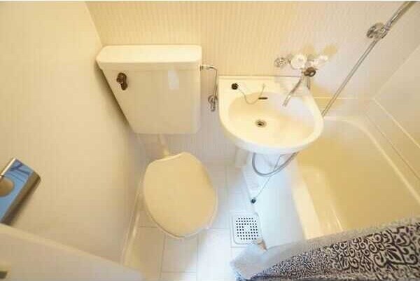 レリーサ真上の物件内観写真