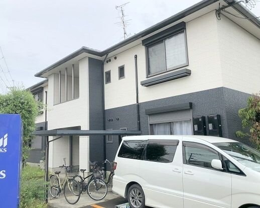 ラクシュミー鳥飼の物件外観写真