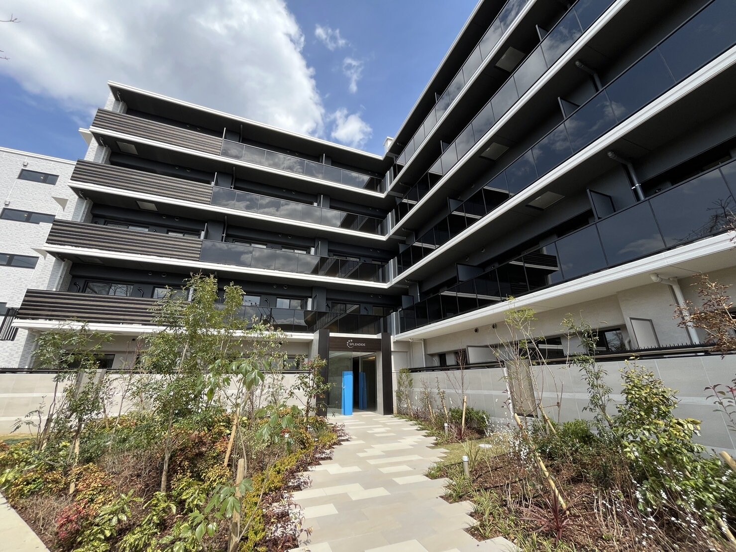 スプランディッド茨木天王の物件外観写真