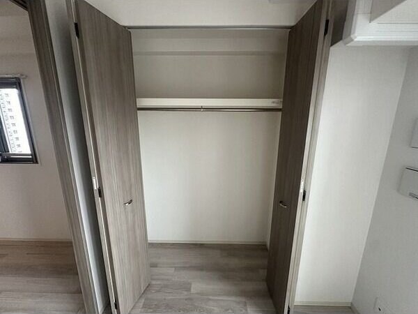 エスリードレジデンス江坂垂水町の物件内観写真