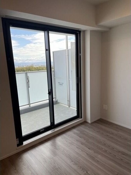 Brillia Tower箕面船場TOP OF THE HILLの物件内観写真