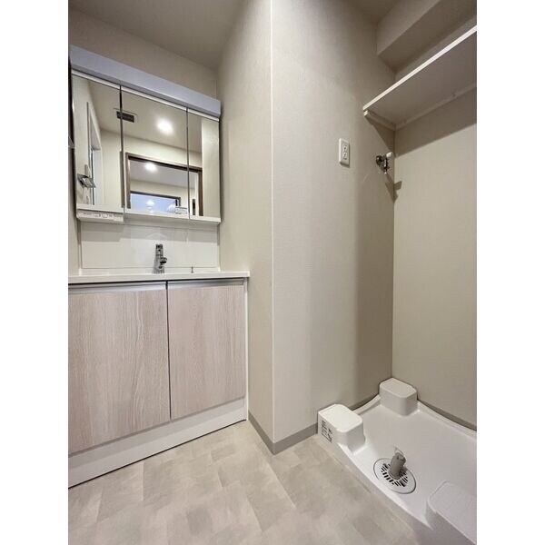 スプランディッド江坂駅前の物件内観写真