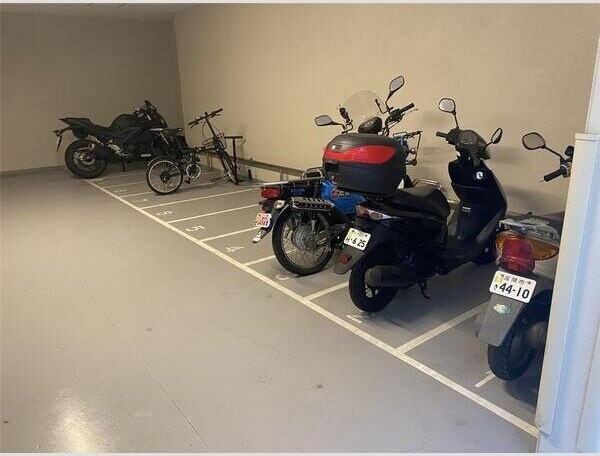 S-RESIDENCE江坂Eminenceの物件内観写真