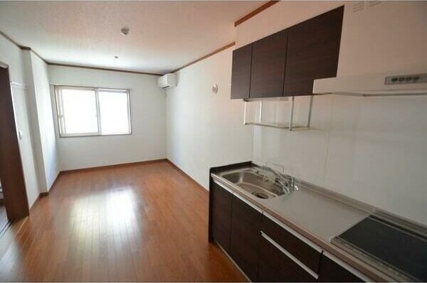 WestTail　Windの物件内観写真