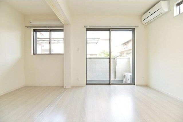 アヴェニール千里丘東の物件内観写真