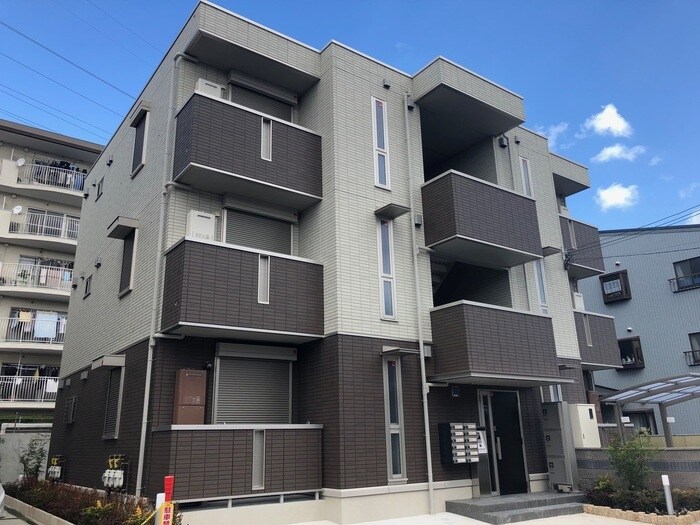 ソシュールの物件外観写真