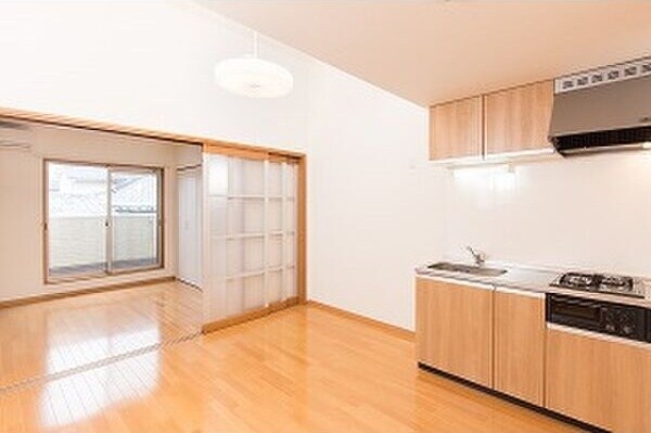 KTIレジデンス江坂の物件内観写真