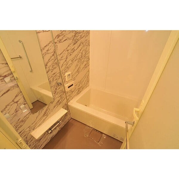 アパートメンツ江坂の物件内観写真