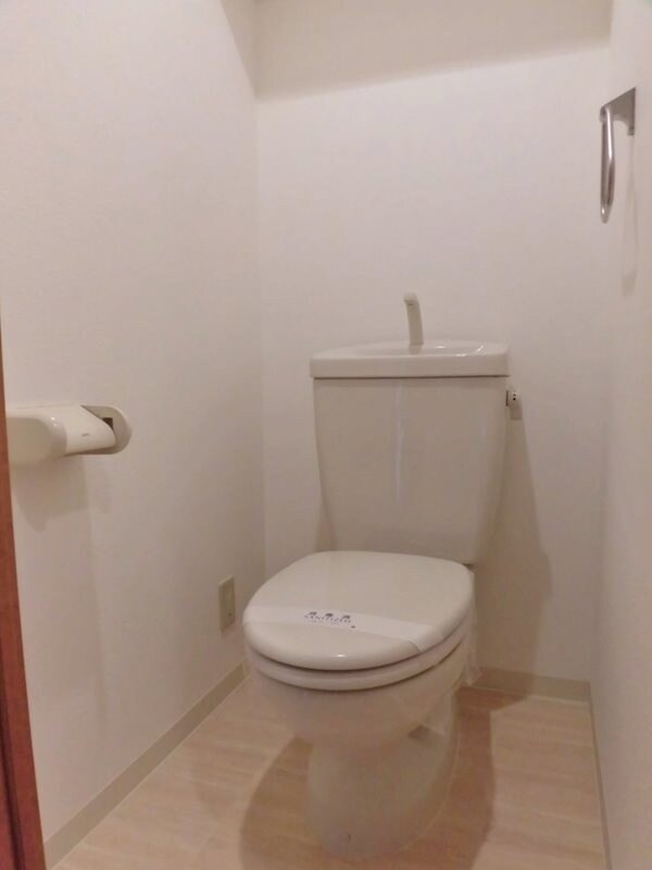 クローヴェーサウスタカハマの物件内観写真