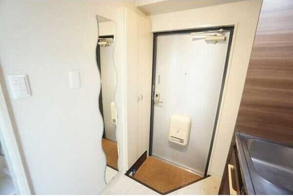 レリーサ真上の物件内観写真