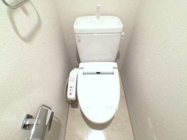 アスリート江坂II番館の物件内観写真