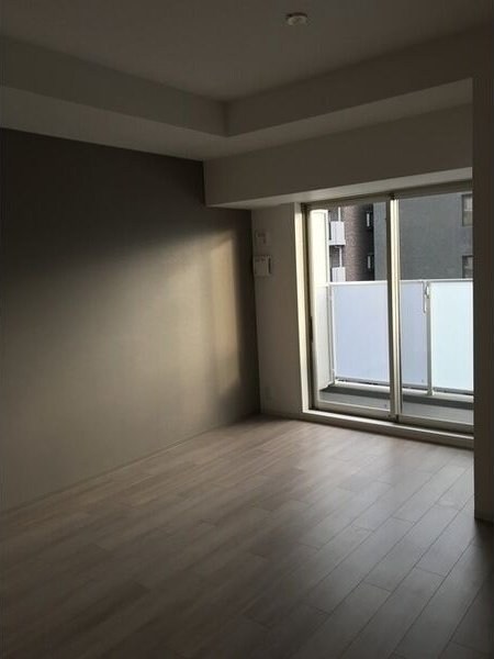 コンフォリア江坂の物件内観写真