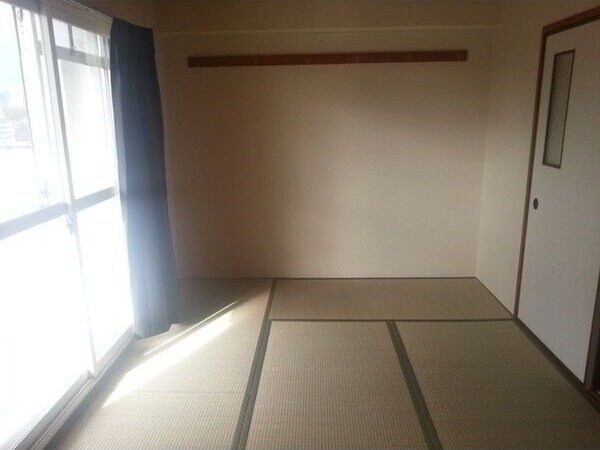 グリースシャトー桃山台の物件内観写真