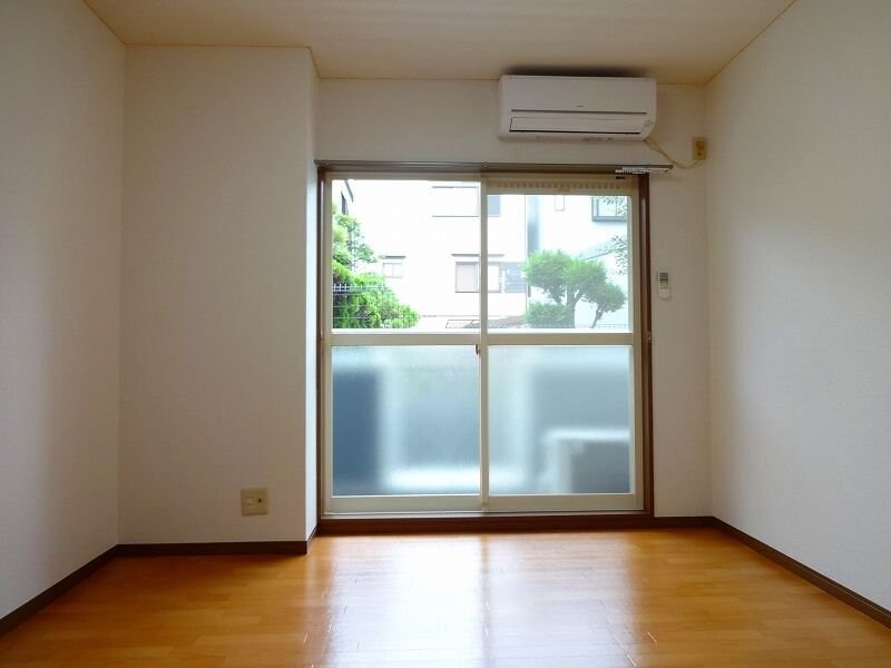 ヴィラウエストの物件内観写真