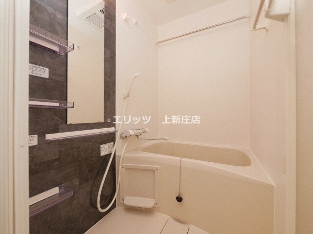 セレニテ福島プリエの物件内観写真