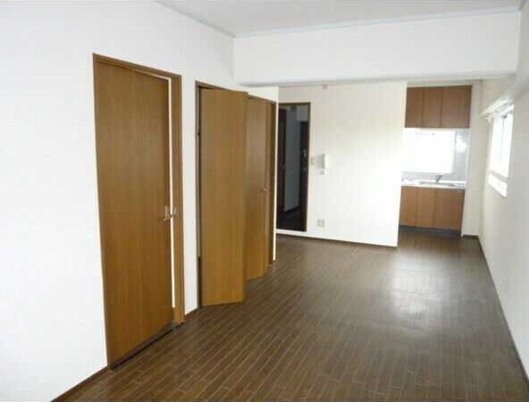 グリースシャトー桃山台の物件内観写真