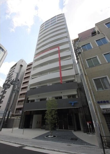 APRILE南森町の物件外観写真