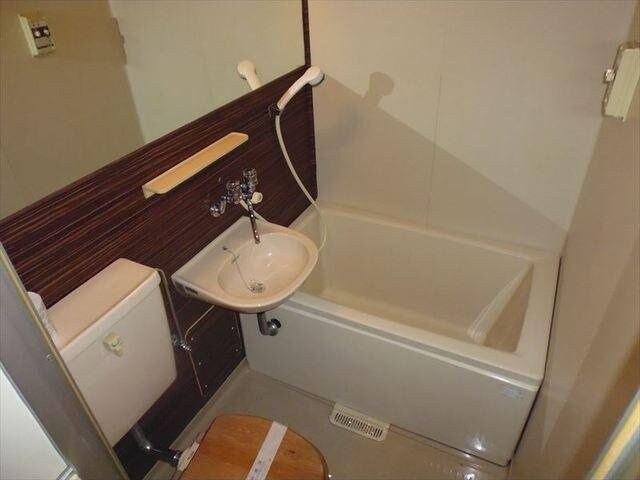 グリーンライフ西宿の物件内観写真