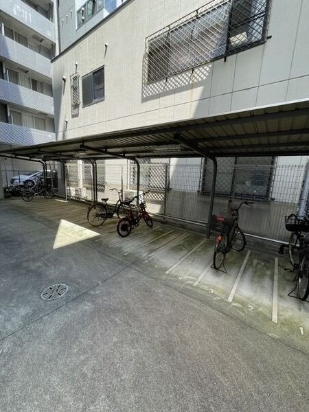 エストーネ江坂の物件内観写真