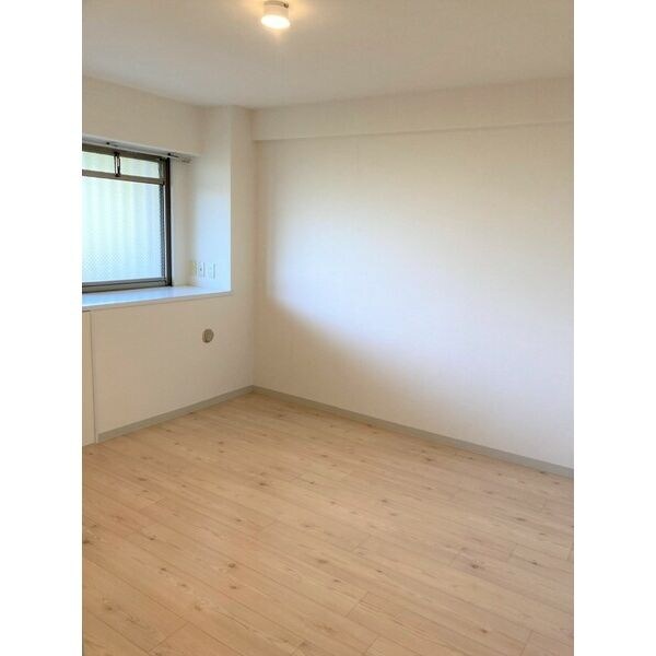 アーバンパーク緑地公園の物件内観写真