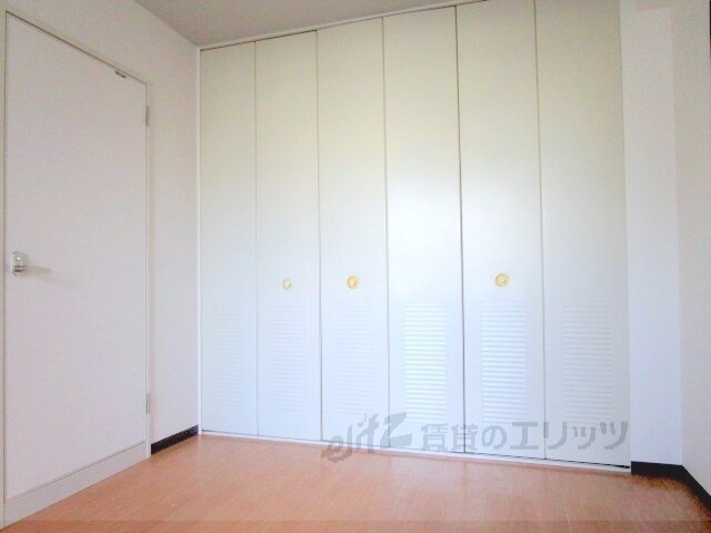 ロイヤル南茨木の物件内観写真