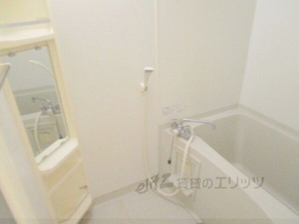 シャトルコートの物件内観写真