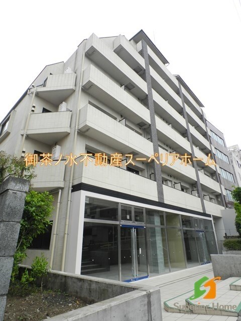 カスタリア新宿夏目坂の物件外観写真