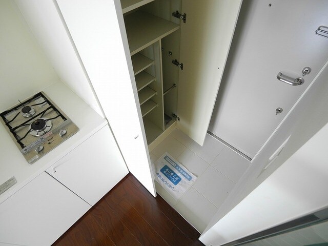 カスタリア市ヶ谷の物件内観写真