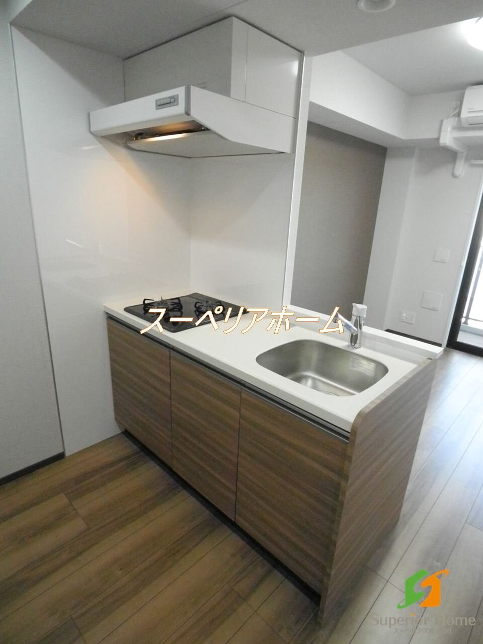 PEAKS神田の物件内観写真