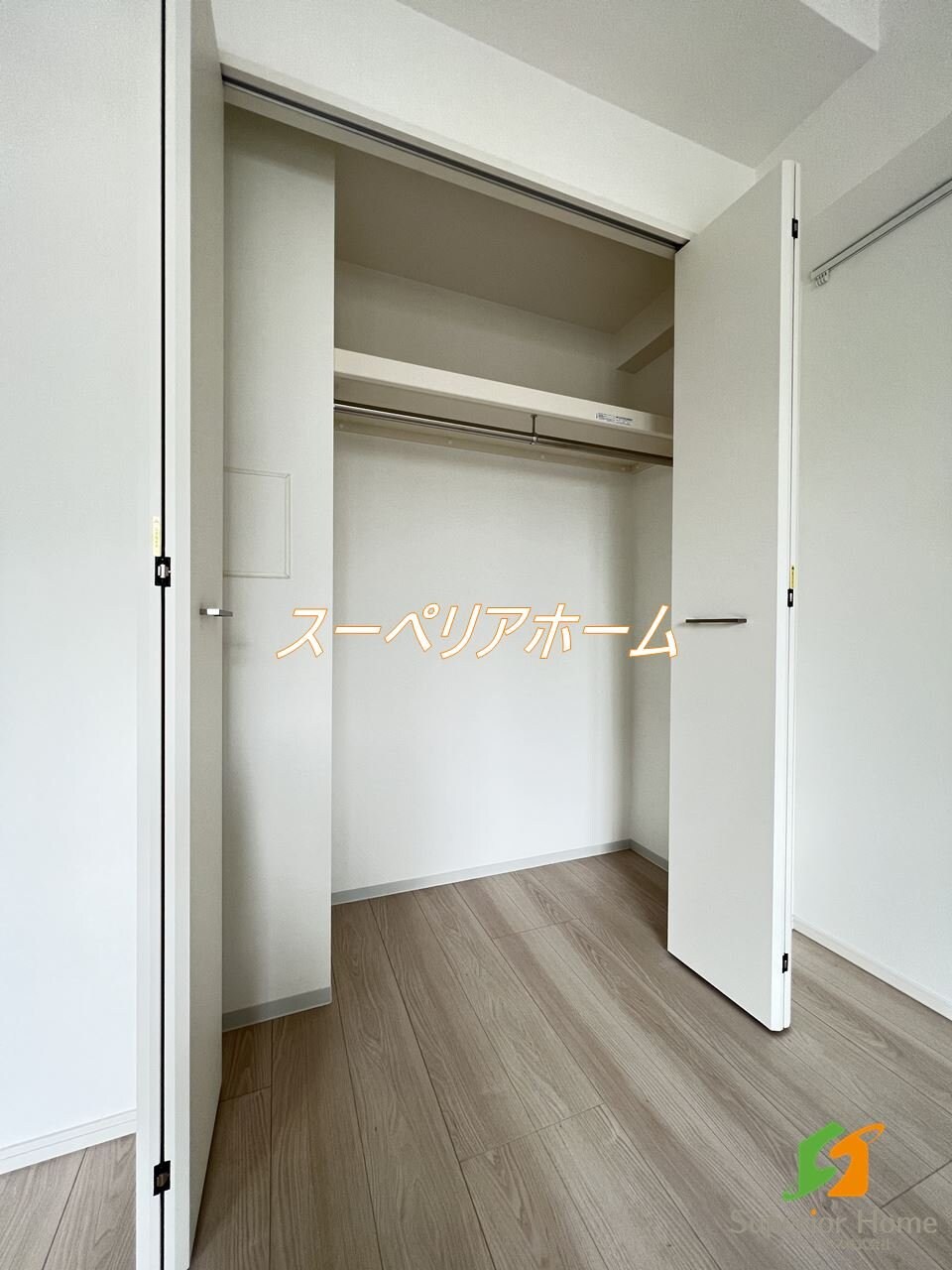 THE ROOMの物件内観写真