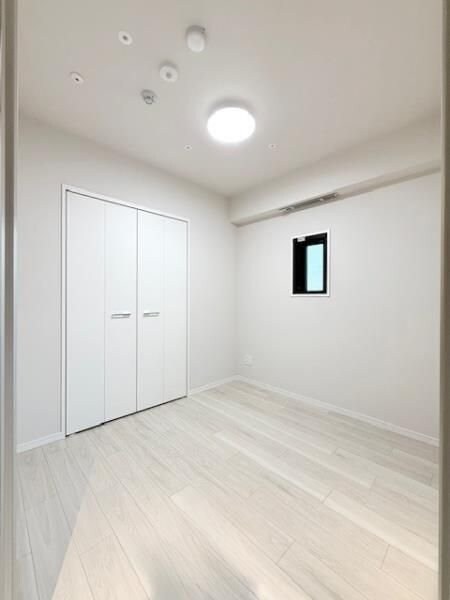 La Perla Yotsuyaの物件内観写真