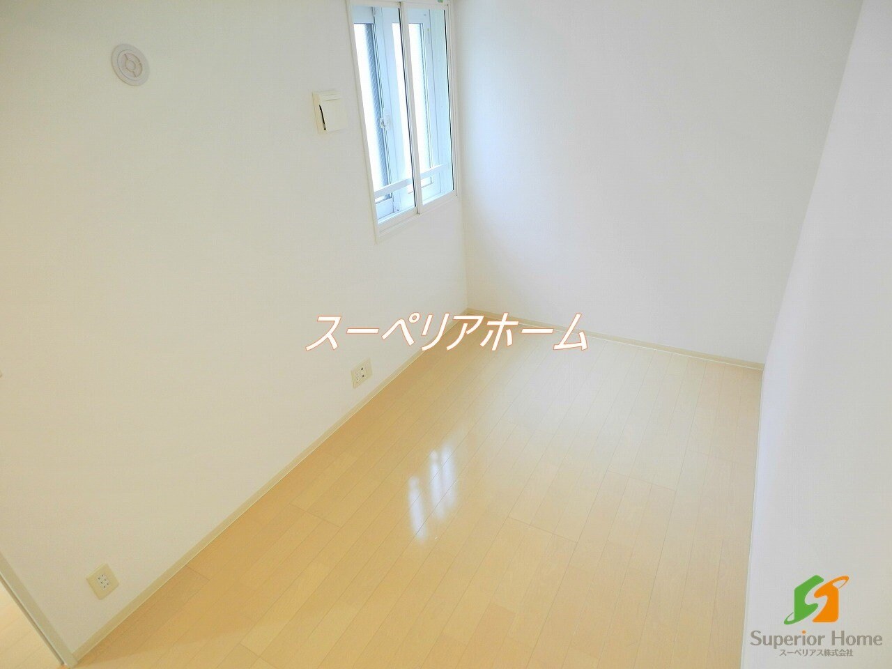 コスモリード新宿余丁町の物件内観写真