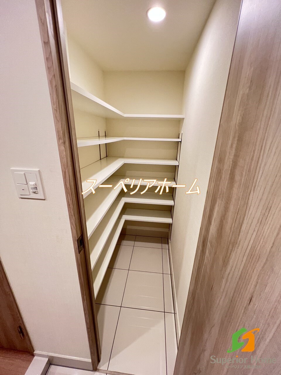 ドゥーエ入谷IIIの物件内観写真