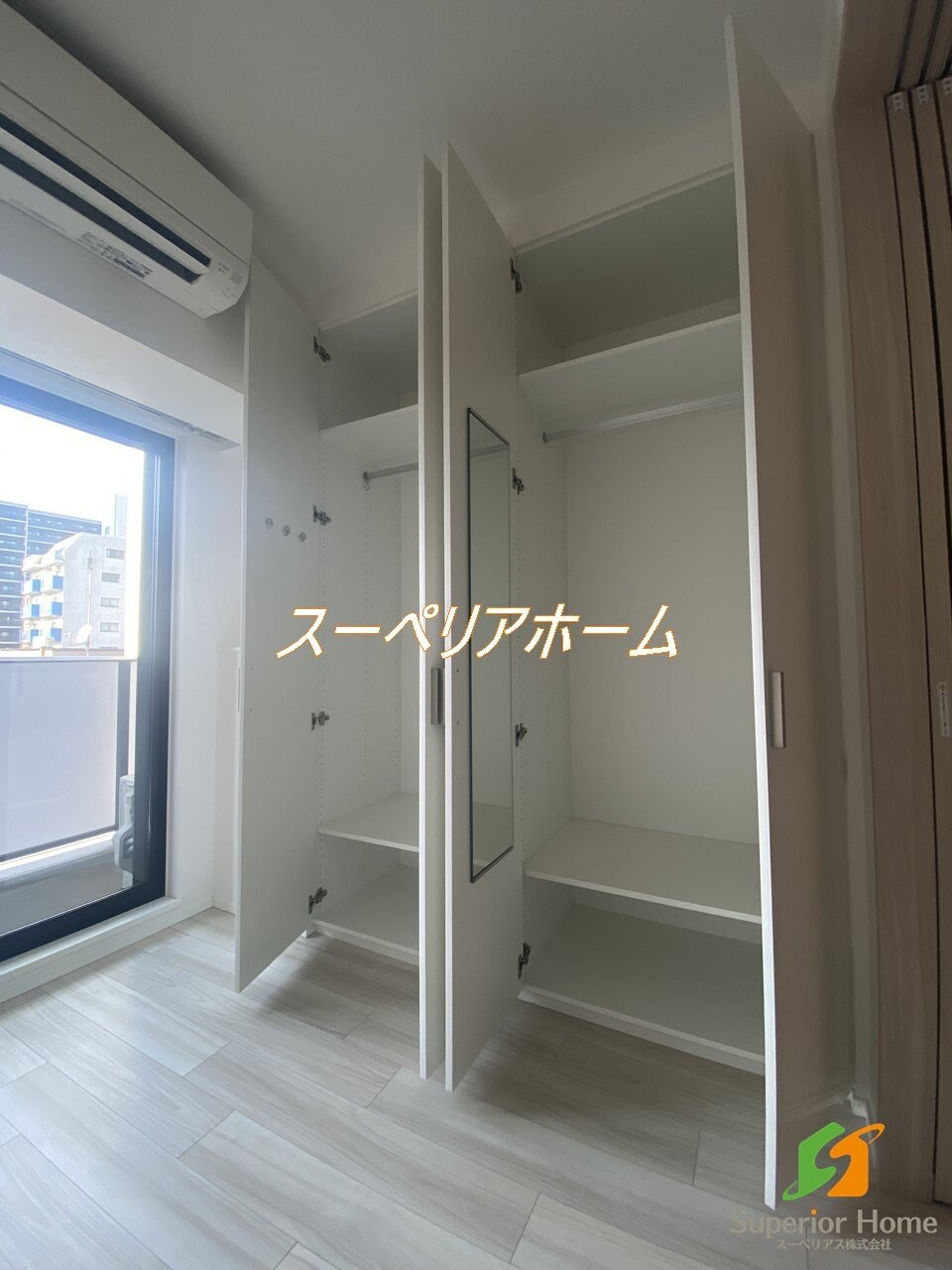 ラティエラ上野入谷の物件内観写真