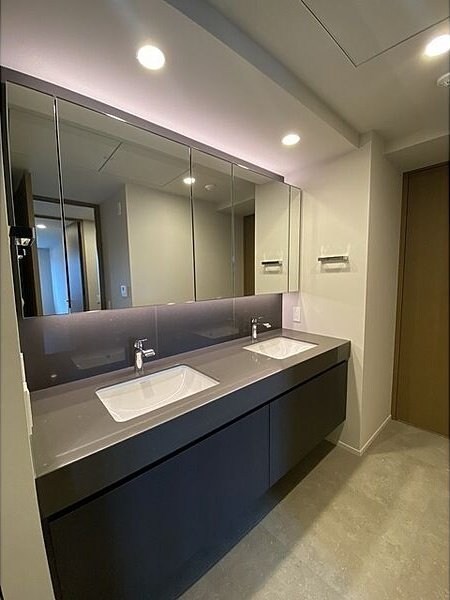 ザ・パークハウス千代田六番町の物件内観写真