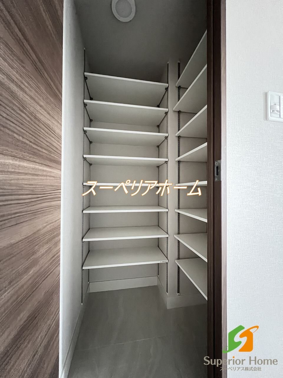 ルジェンテ・バリュ上野根岸の物件内観写真