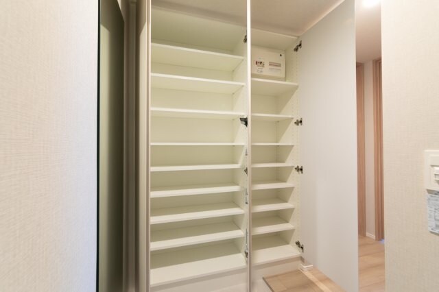 プラウドフラット上野松が谷の物件内観写真