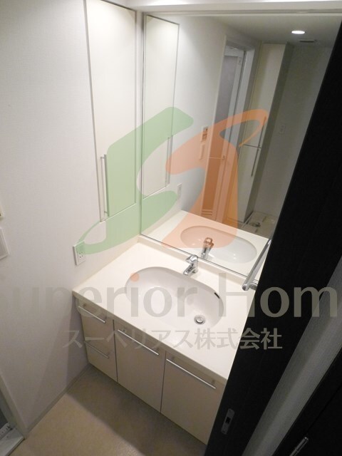 レジディア神田岩本町の物件内観写真