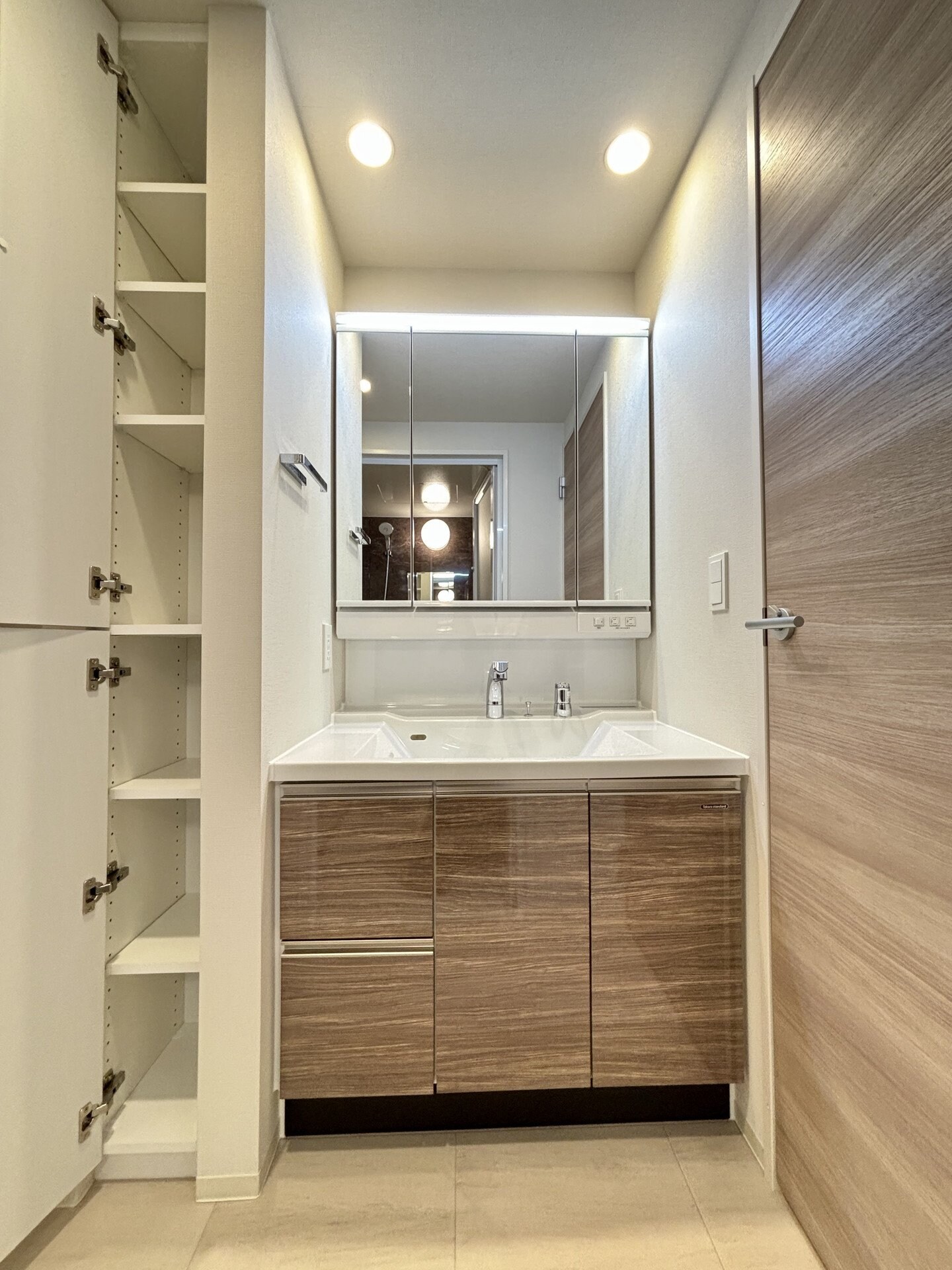 フロンティアレジデンス錦糸公園の物件内観写真