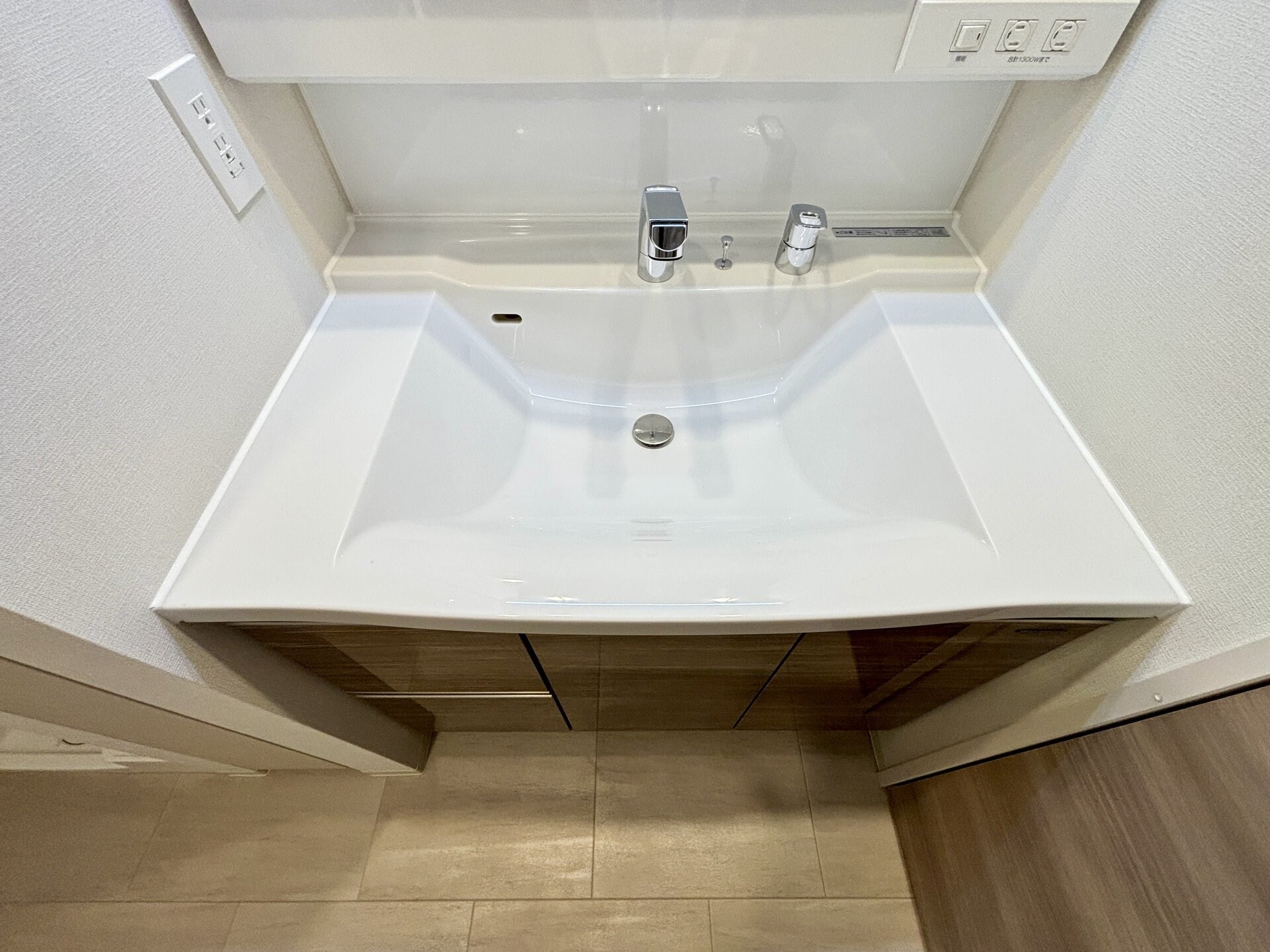 フロンティアレジデンス錦糸公園の物件内観写真