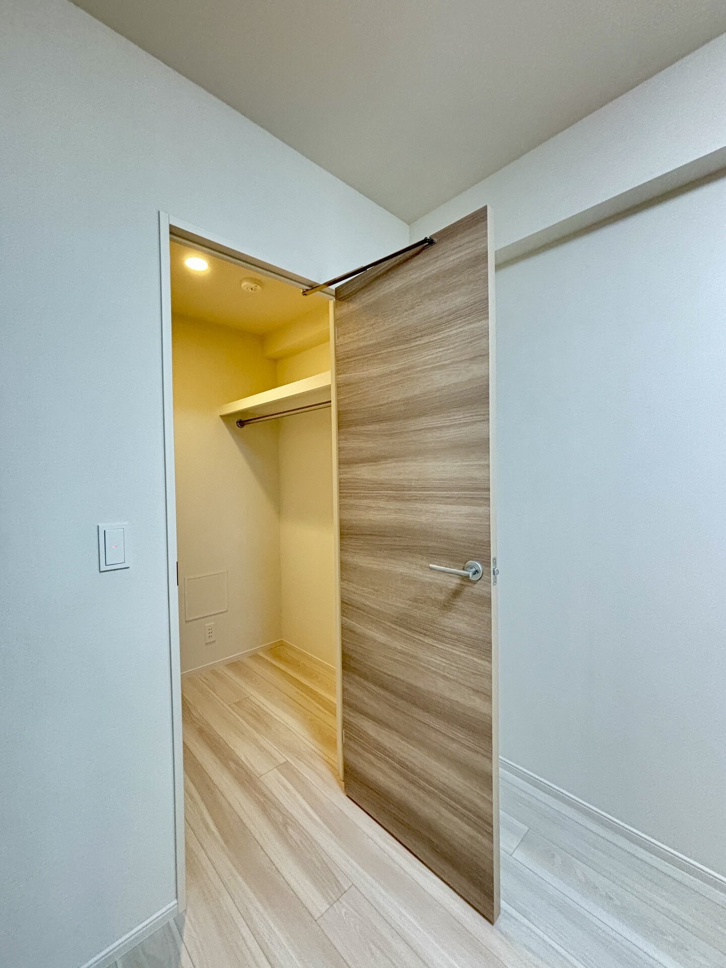 フロンティアレジデンス錦糸公園の物件内観写真