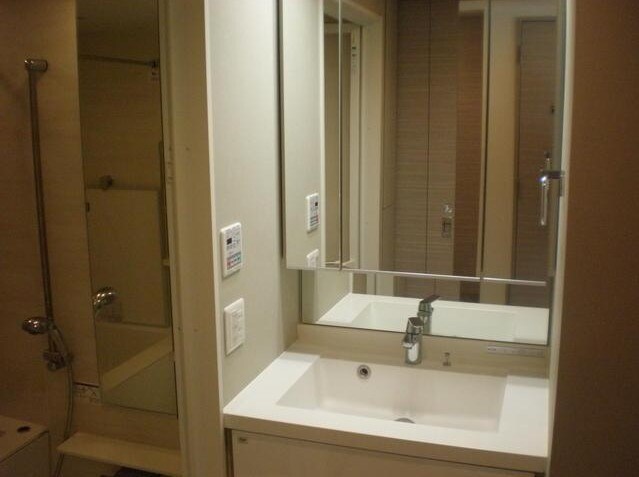 ライオンズアイル赤坂の物件内観写真