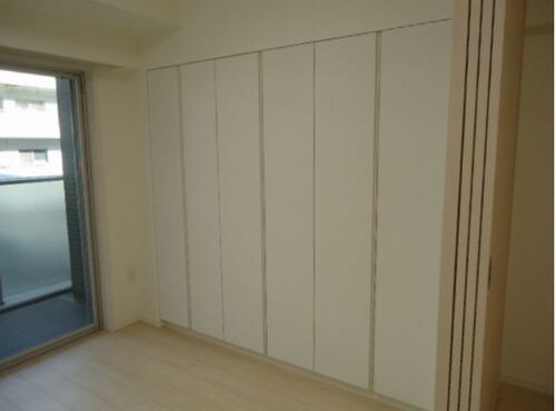 ライオンズアイル赤坂の物件内観写真