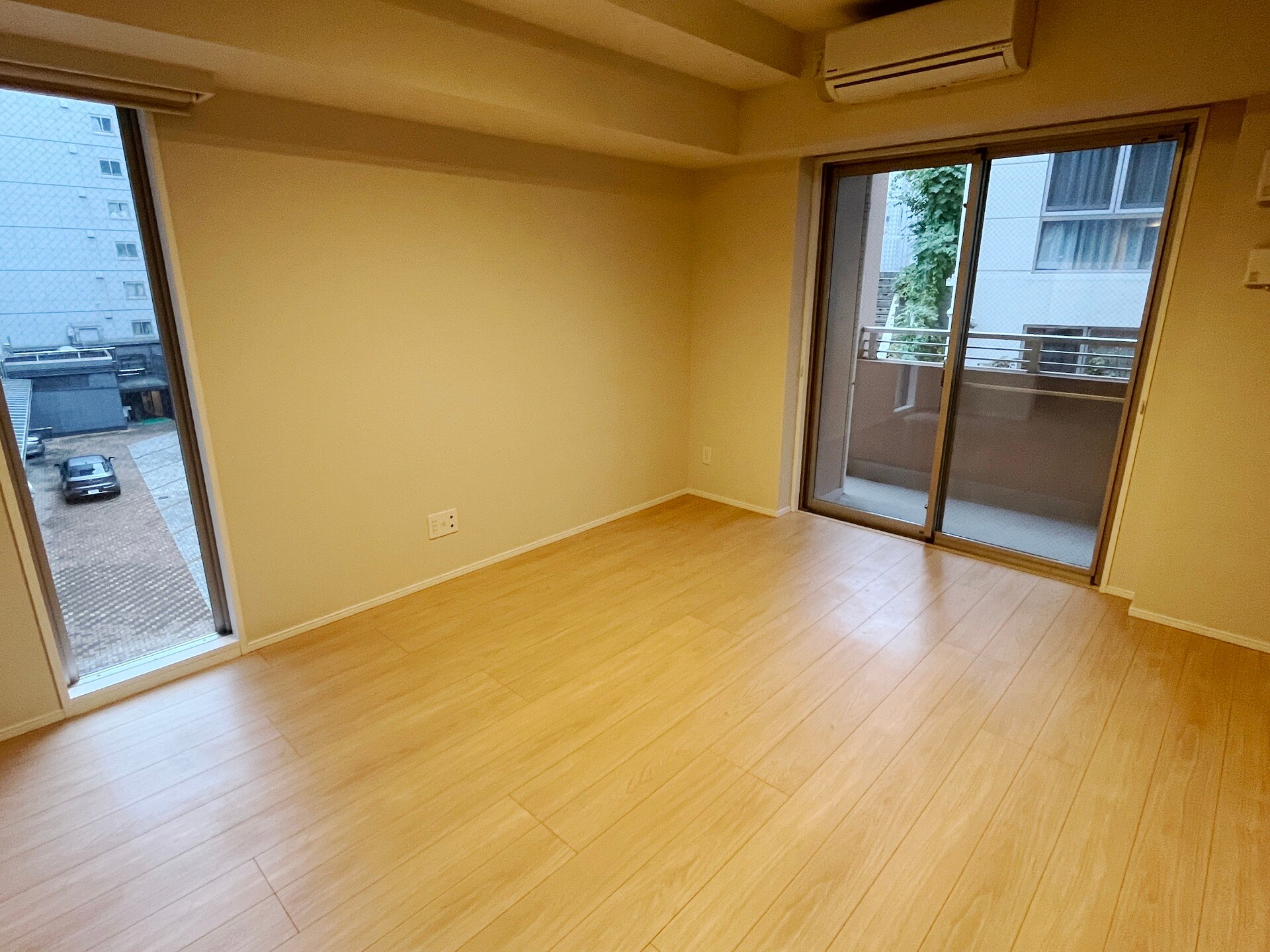 ザ・レジデンス赤坂檜町（旧ロイジェントパークス赤坂）の物件内観写真